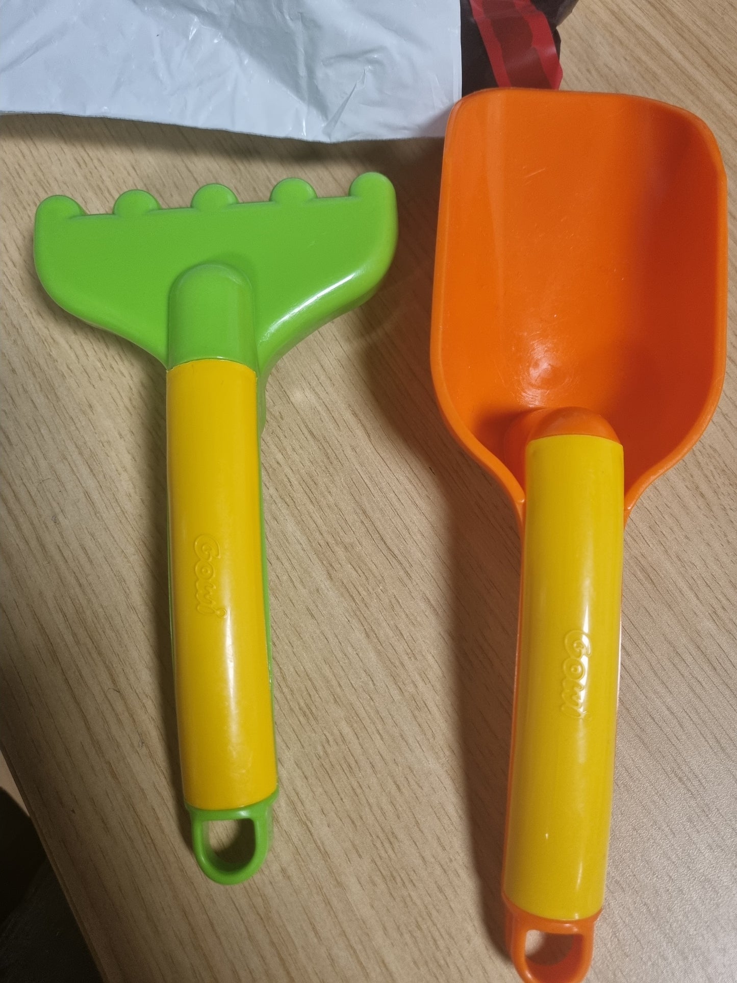 141727 - Set lopate dhe grabuje me dizajn, 24 cm.