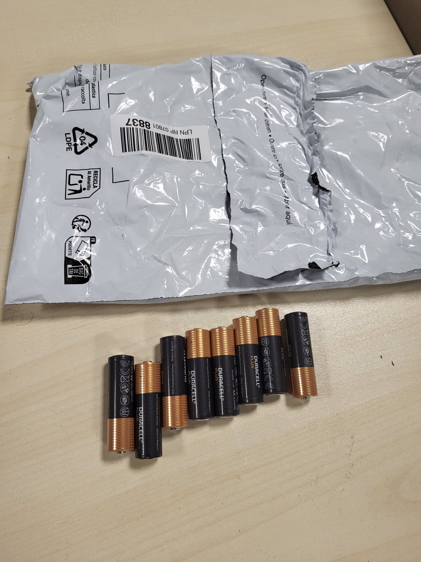 269069 - DURACELL Bateri Plus AA, 1.5 V, paketë me 12 bateri