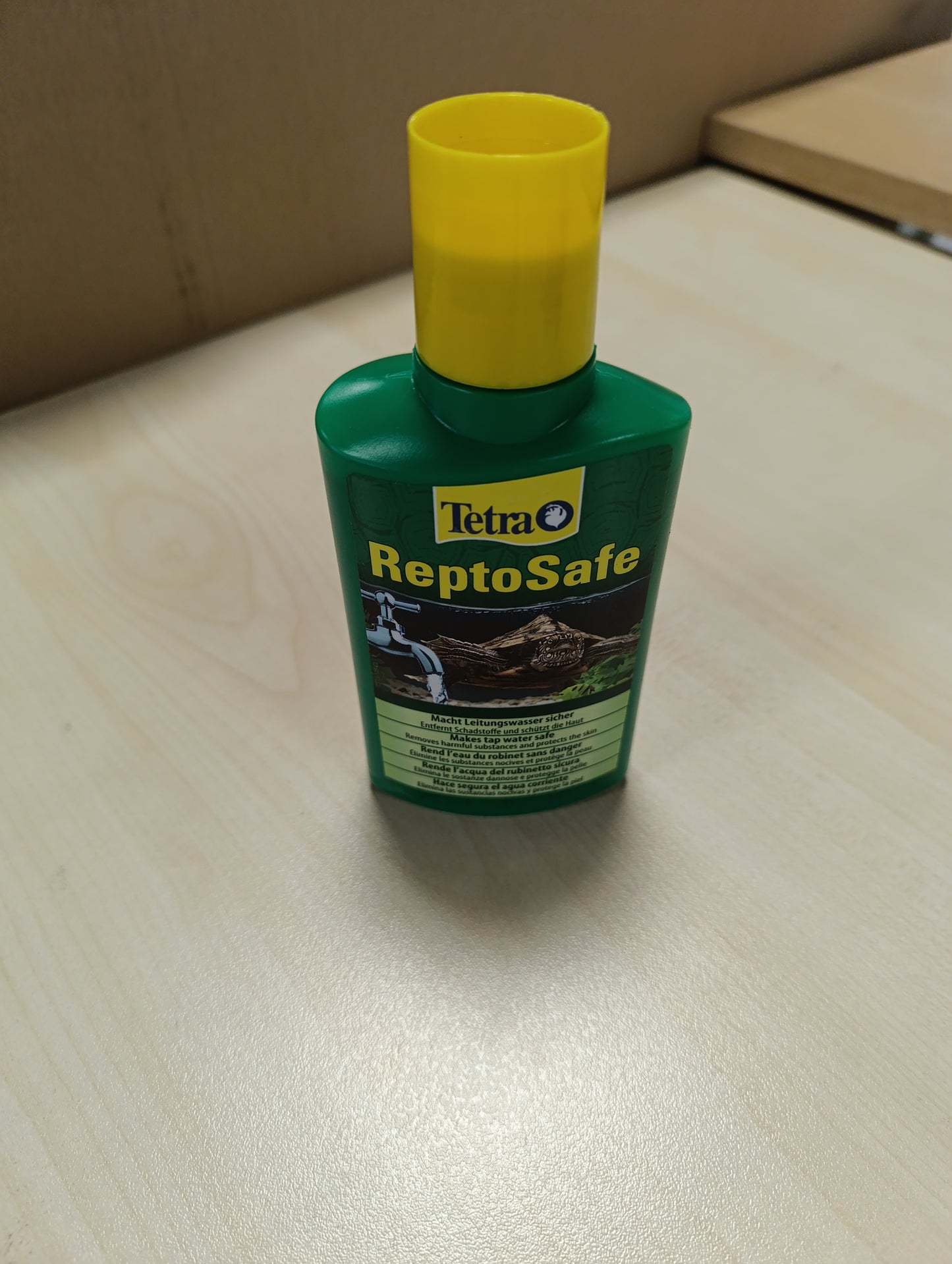 257813 - TETRA ReptoSafe Kondicioner uji 250 ml për breshkat ujore, përgatit ujin e rubinetit