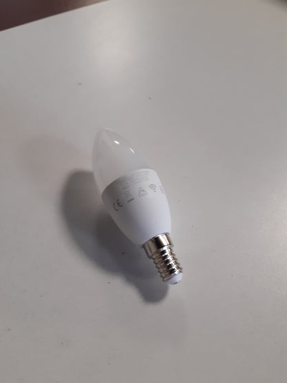 248079 - OSRAM SMART+ MATTER Llambë LED klasike Shumëngjyrëshe në formë B, 4.9 W, 470 lm, 2700-6500 K, e pajtueshme me altoparlantë inteligjentë, e errësueshme, mat