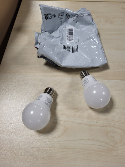 219281 - AMAZON BASICS Llambë LED inteligjente, E27, 8W (ekuivalente me 60W), funksionon vetëm me Alexa, pako me 2, shumëngjyrëshe