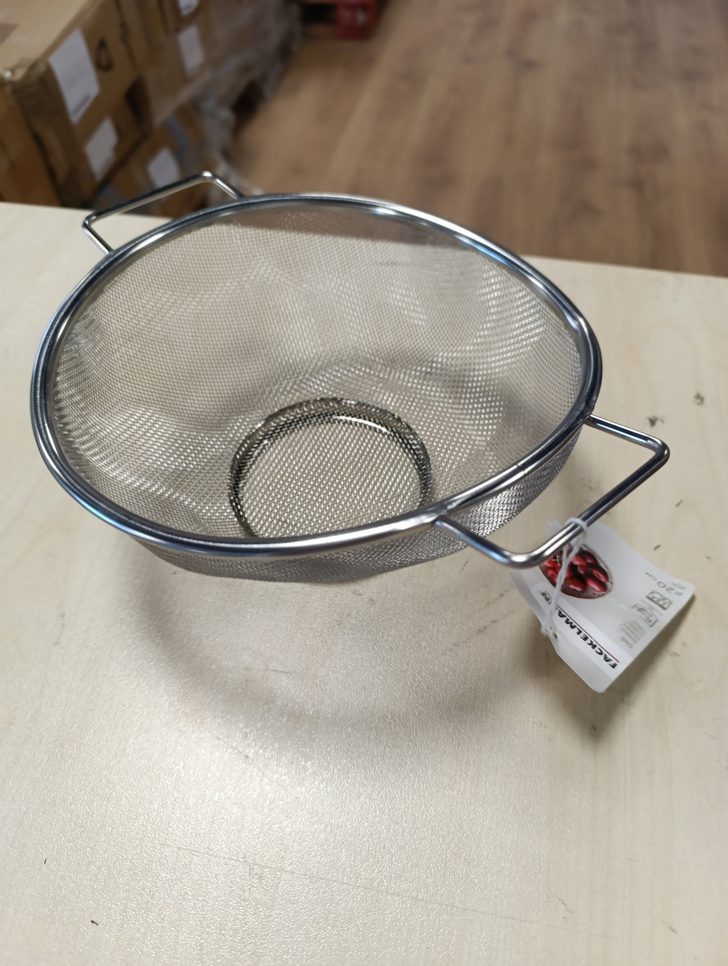 224823 - FACKELMANN SÍTË Ø 20 CM, KULLESË ÇELIKU INOX, SITË ME RRJETË TË IMET ME DOREZA, E SIGURT PËR LARJE NË MAKINË LARËSE ENËSH (NGJYRA: ARGJEND), SASIA: 1