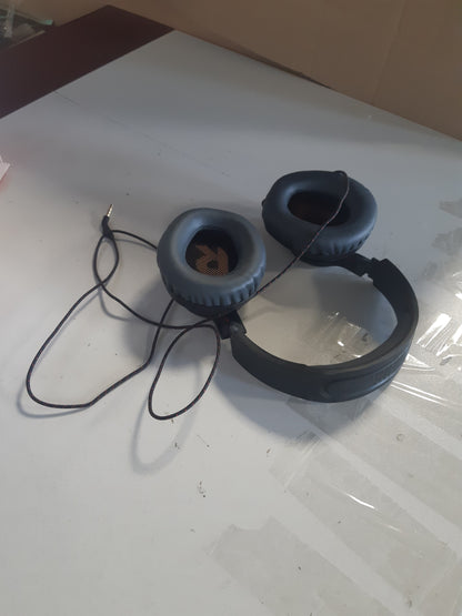 268366 - JBL QUANTUM 100 – Kufje për Lojëra me Tel, Mikrofon i Lëvizshëm, I Përputhshëm me Platforma të Shumëfishta, Ngjyra: E Zezë