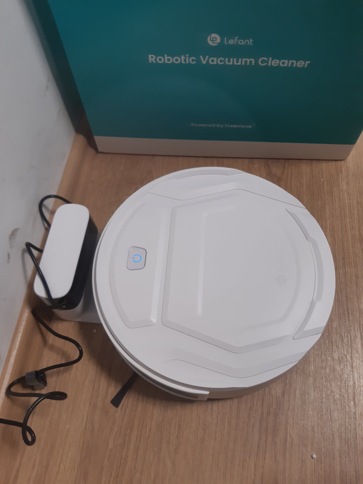 167322 - LEFANT - Fshesë Robotike, Super e Hollë, me Thithje të Fortë, Pajtueshme me WiFi dhe Alexa, Kontroll i Aplikacioneve, Vetë-Mushon, E Përshtatshme për Qimet e Kafshëve Shtëpiake, Modeli M210