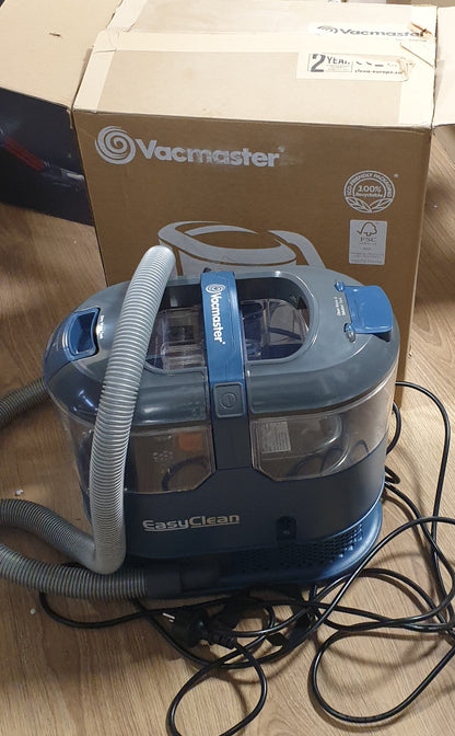 89193 - VACMASTER SCA0801 Pastrues me korrent për lagësht dhe të thatë, 800W, Thithje e fortë me ujë, Larje dhe Dekontaminim, Përdorim për Qilima, Tapiceri, Shkallë dhe Makina