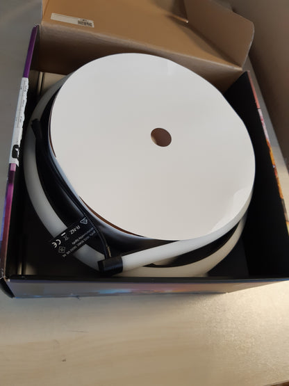 170010 - PHILIPS Hue Lightstrip Play Gradient, shirit LED për televizorë 65 inç, Ndriçim Ambilight i Sinkronizuar me Ekran, Pajtueshëm me Alexa, Google Assistant dhe Apple HomeKit