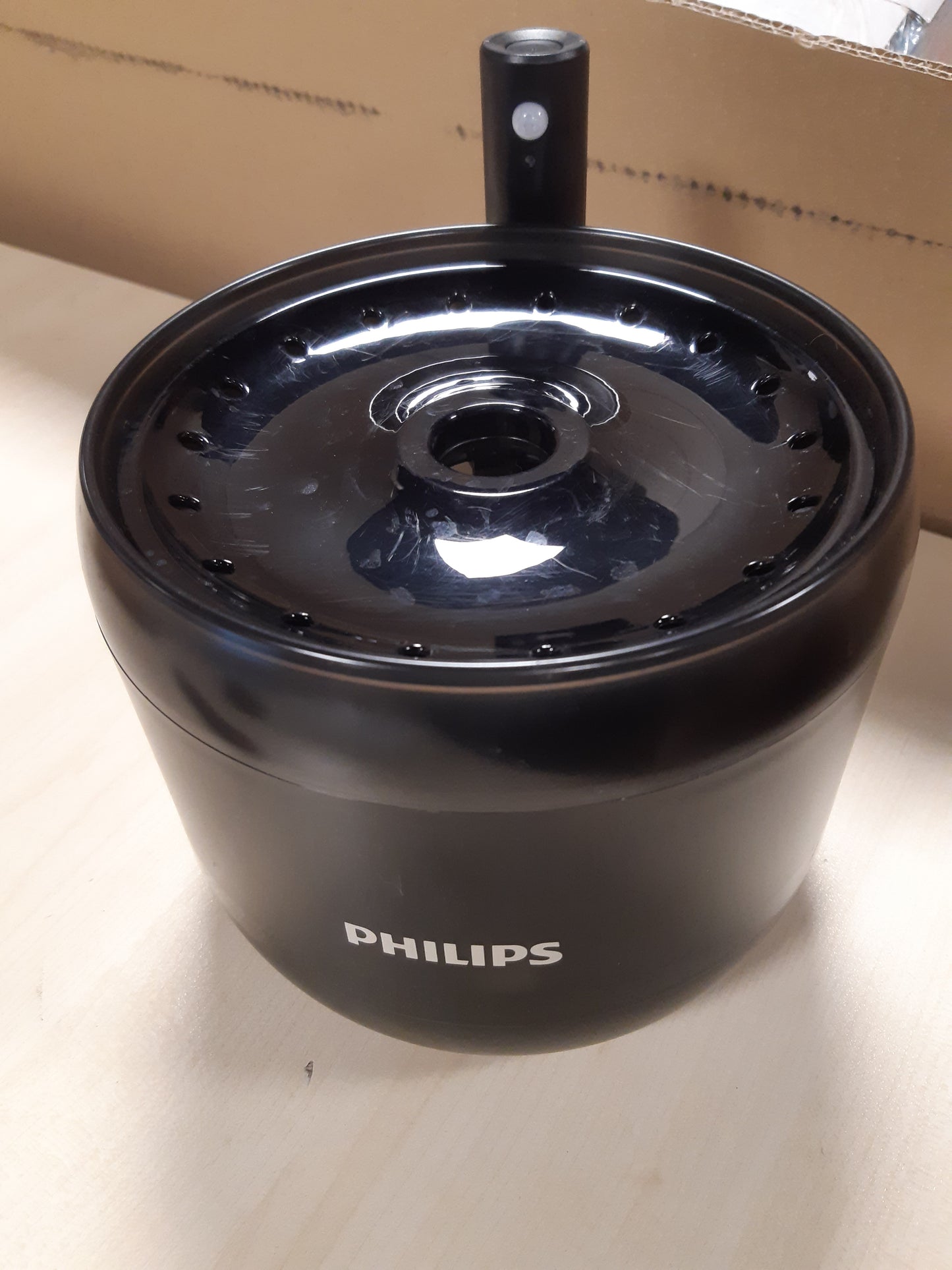 232264 - PHILIPS Shatërvan për Macet Pet Series, Shatërvan Inteligjent për Pije, Mbrojtje nga Rrjedhjet, Monitorim Mbushjeje, Aktivizim Lëvizjeje, I Qetë si Pëshpëritje, PAW3210/02