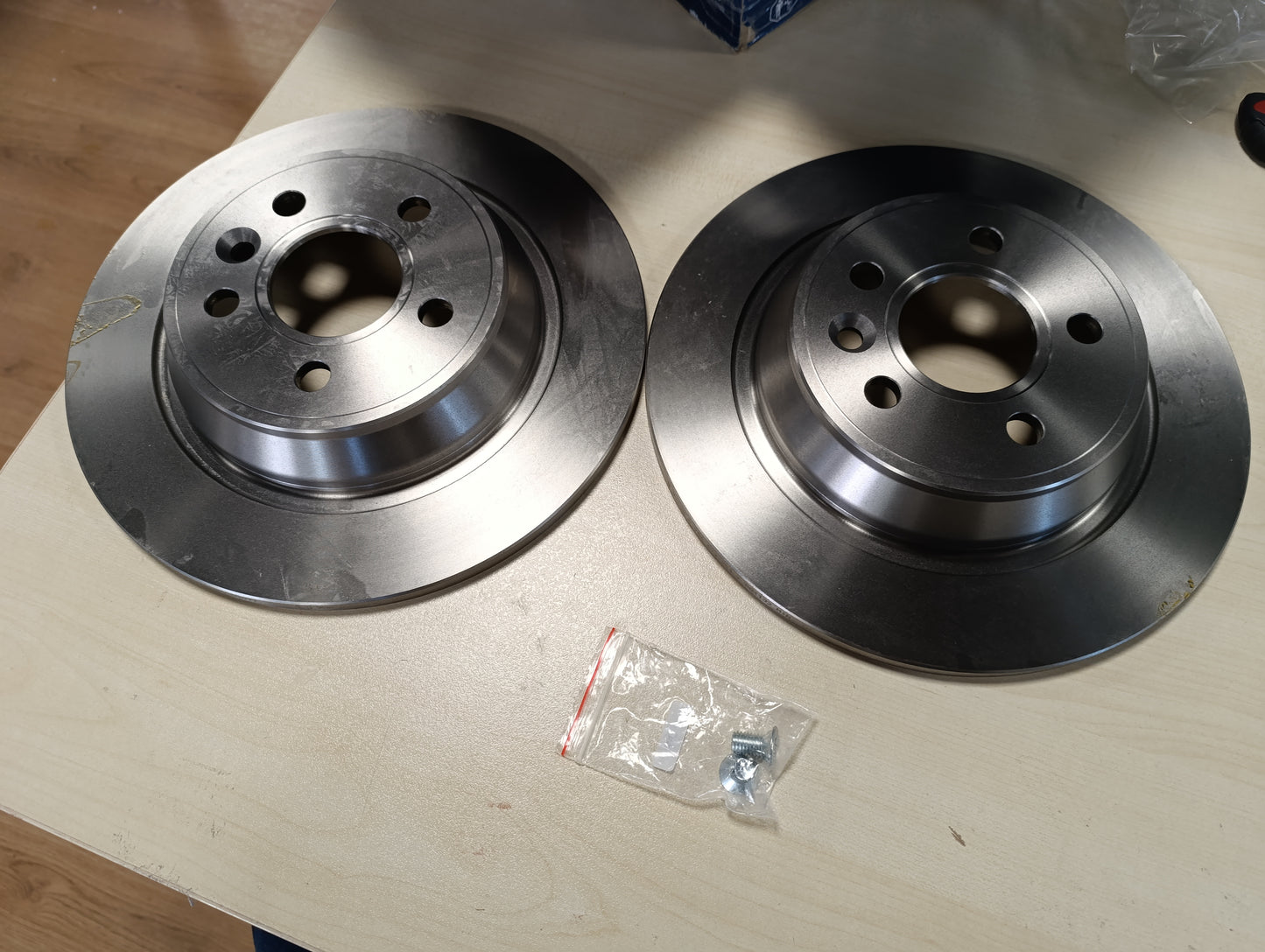 250193 - BOSCH BD1132 Disqe frenash, të certifikuara ECE-R90, 1 set me 2 disqe