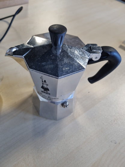 214245 - BIALETTI Makinë ekspreso Moka Express, enë Moka me 3 filxhanë (130ml), alumin, argjend