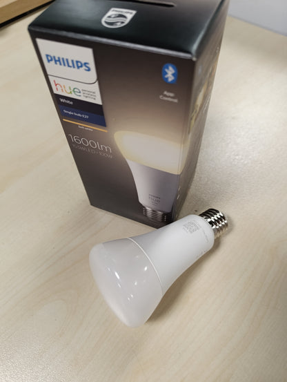 261196 - PHILIPS HUE White E27, pako e vetme, 1600lm, dritë e bardhë e ngrohtë, e errësueshme, kontroll nëpërmjet aplikacionit, pajtueshme me Amazon Alexa