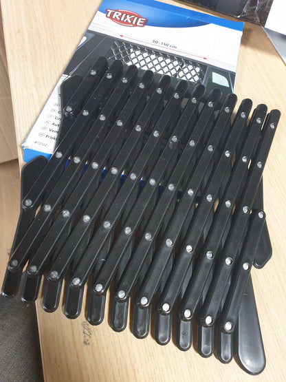 258031 - TRIXIE Grilë ajrimi për makinë, 30-110 cm, e zezë, për qen