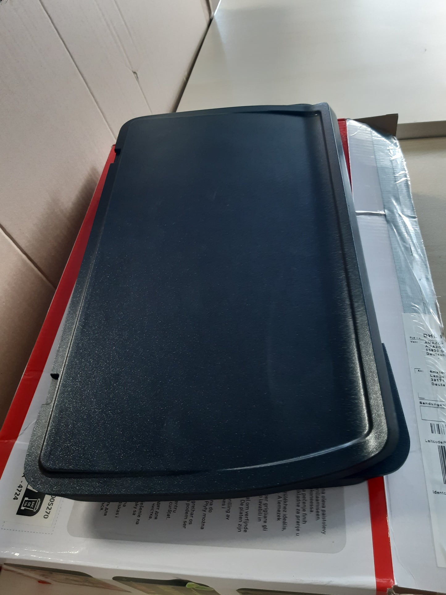 208128 - PJATA TEFAL Plancha XL, e Pajtueshme me OptiGrill+ XL, për Përbërës Delikatë, Materiali: Alumin i Derdhur Jo-ngjitës, Ngjyra: e Zezë, Modeli: XA729810