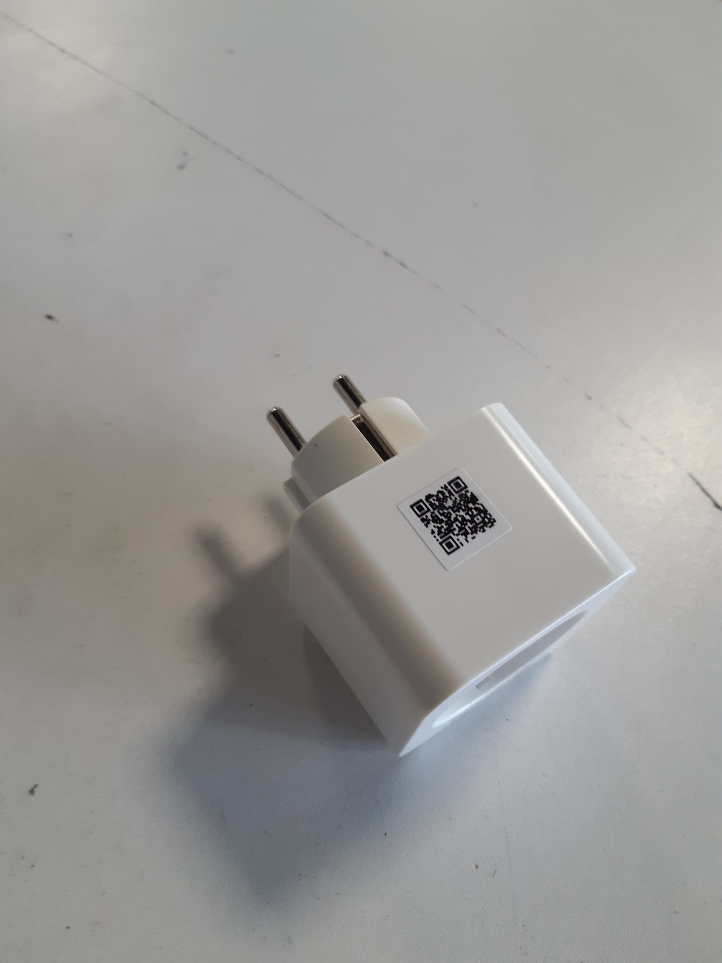 184726 - LEDVANCE - Prizë e mençur Smart+ ZigBee, e përshtatshme për kontroll drite në shtëpinë inteligjente, e pajtueshme drejtpërdrejt me Echo Plus dhe Echo Show (Gjenerata e 2-të)