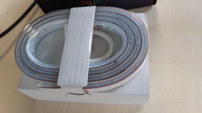 184680 - PHILIPS Hue White & Color Ambiance, Zgjatim i Shiritit LED me Ngjyra 1m, V4, Kompatibile me Alexa, Google Assistant dhe Apple HomeKit