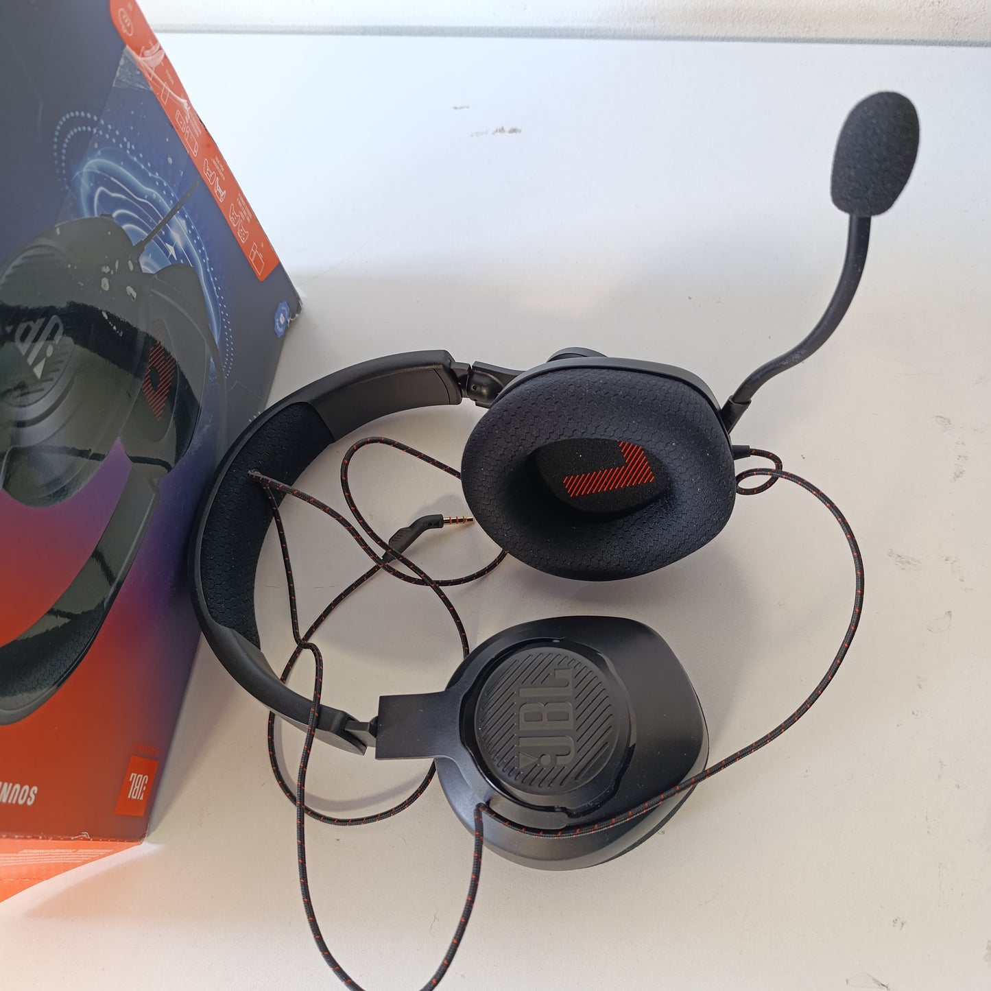 268357 - JBL Kufje për Lojëra Quantum 100M2, JBL QuantumSOUND Signature, Prizë 3.5 mm, Mikrofon i Lëvizshëm, Ngjyrë e Zezë