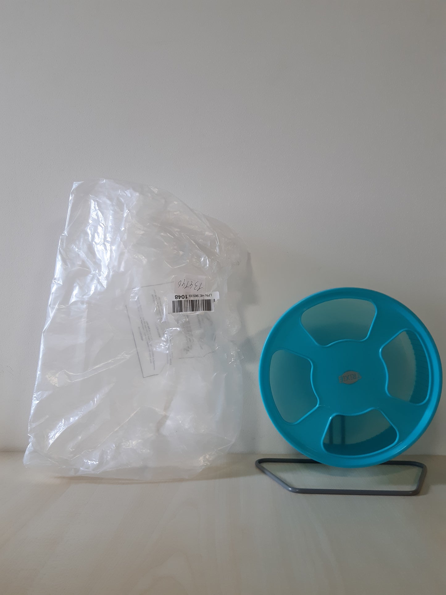 134146 - TRIXIE Rrotë Ushtrimesh, Materiali Plastik, Diametri 20 cm, në Ngjyra të Ndryshme