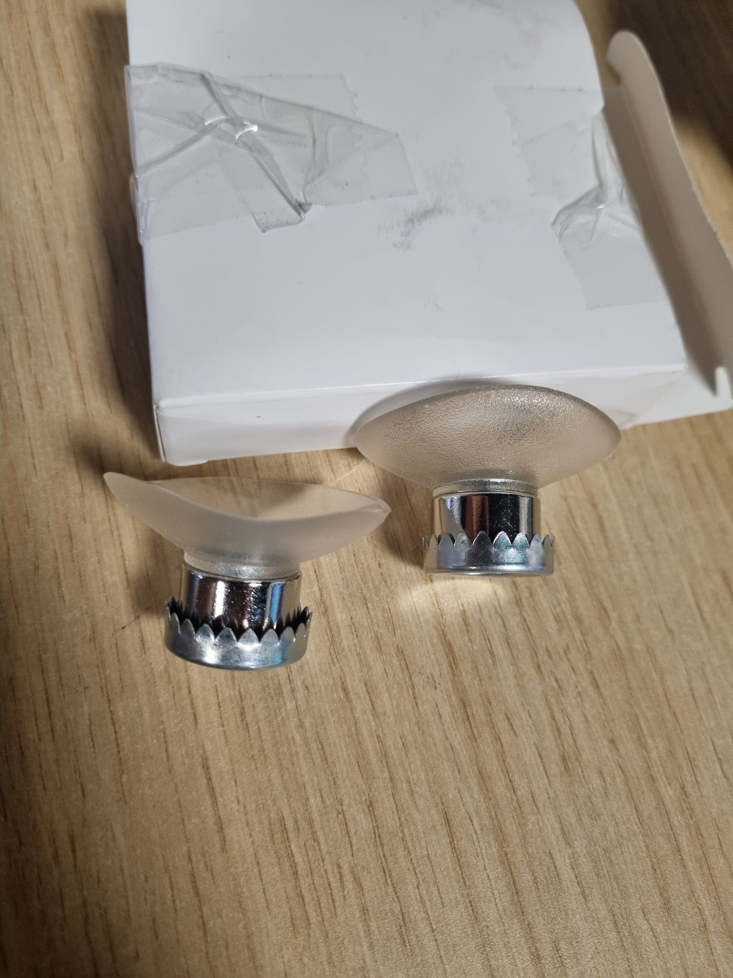207138 - MBAJTËSE SAPUNI MAGNETIKE nga çeliku inox me 2 copë, pa nevojë për shpim, për dush, lavaman, banjo dhe kuzhinë