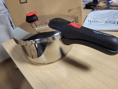 226484 - AMAZON BASICS Tenxhere me presion prej çeliku inox, e pajtueshme me induksion, 4 litra
