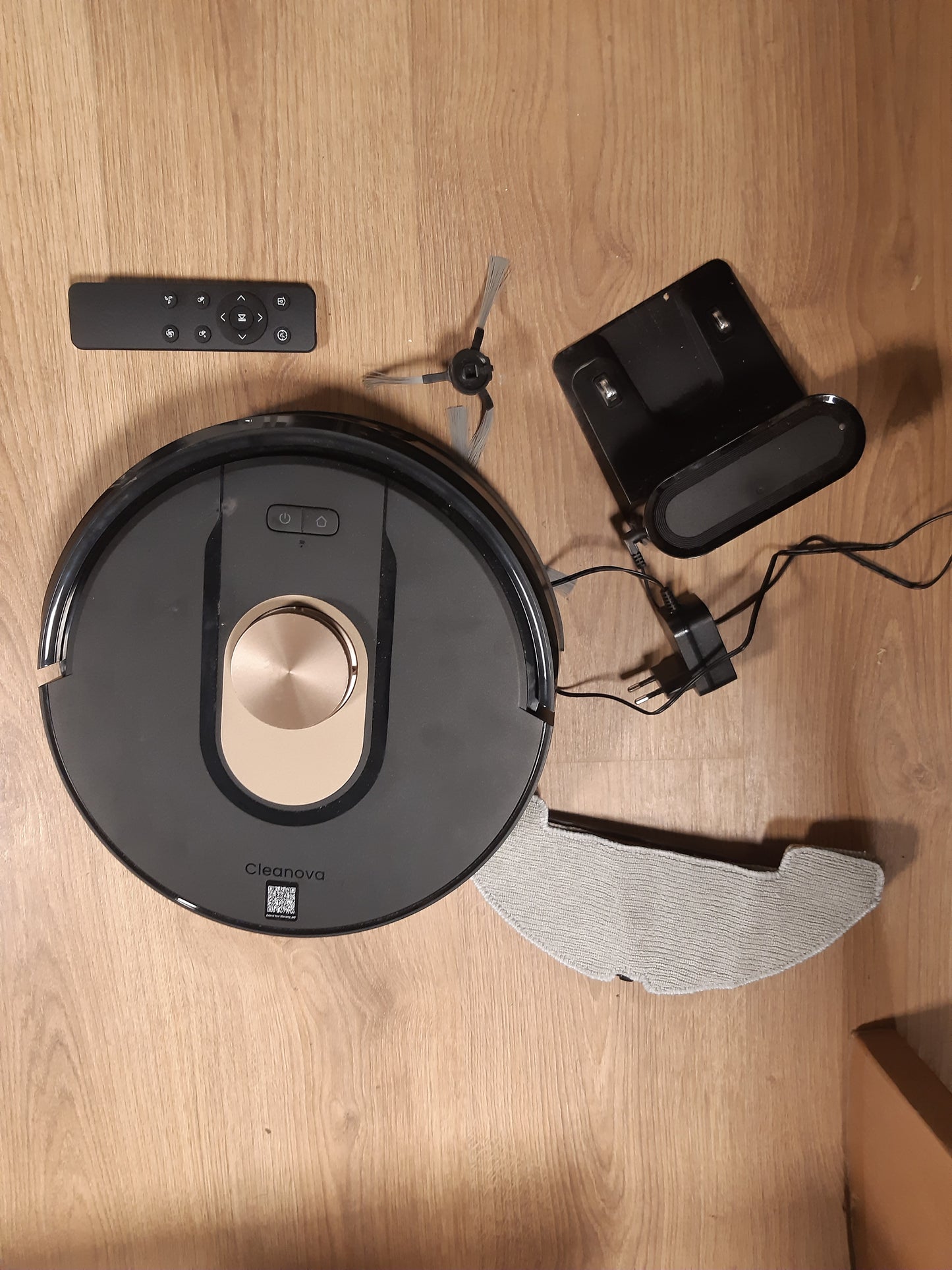 160539 - VEXILAR Fshesë me korrent Robot, 8000Pa, Kapaciteti i Baterisë 150 Minuta, Ndriçim LiDAR, Përshtatshëm për Dysheme, Qilima dhe Flokë, Kontrollues i Zërit dhe i Telekomandës