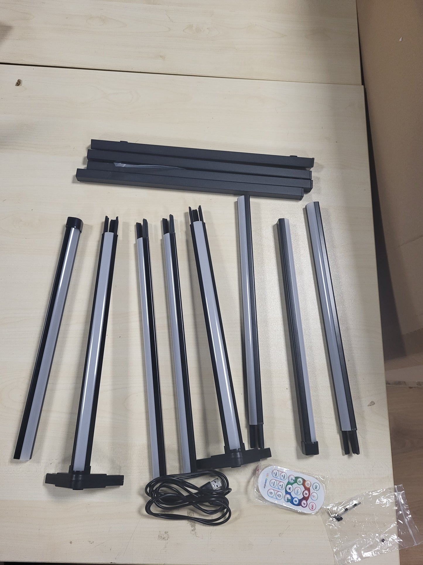 217390 - LUMINEXDESIGNS Llambë dyshemeje LED me 2 copë, llambë RGB në këmbë 150 cm, llambë këndore me errësim, shumëngjyrëshe me telekomandë, ndriçim ambienti me kontroll Alexa