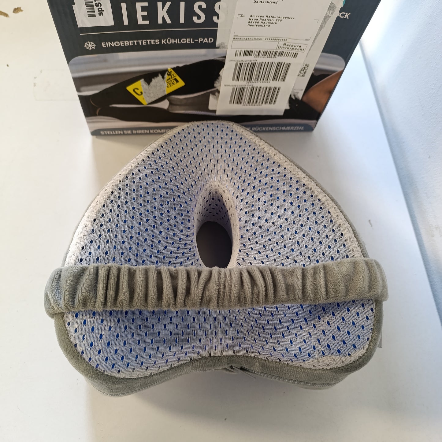 223695 - ORTHOBLOCK Jastëk gjuri me udhëzues për kujdesin shëndetësor, mbulesë kadifeje, jastëk ftohës, mbështetje gjuri, shkumë memorie, Gri