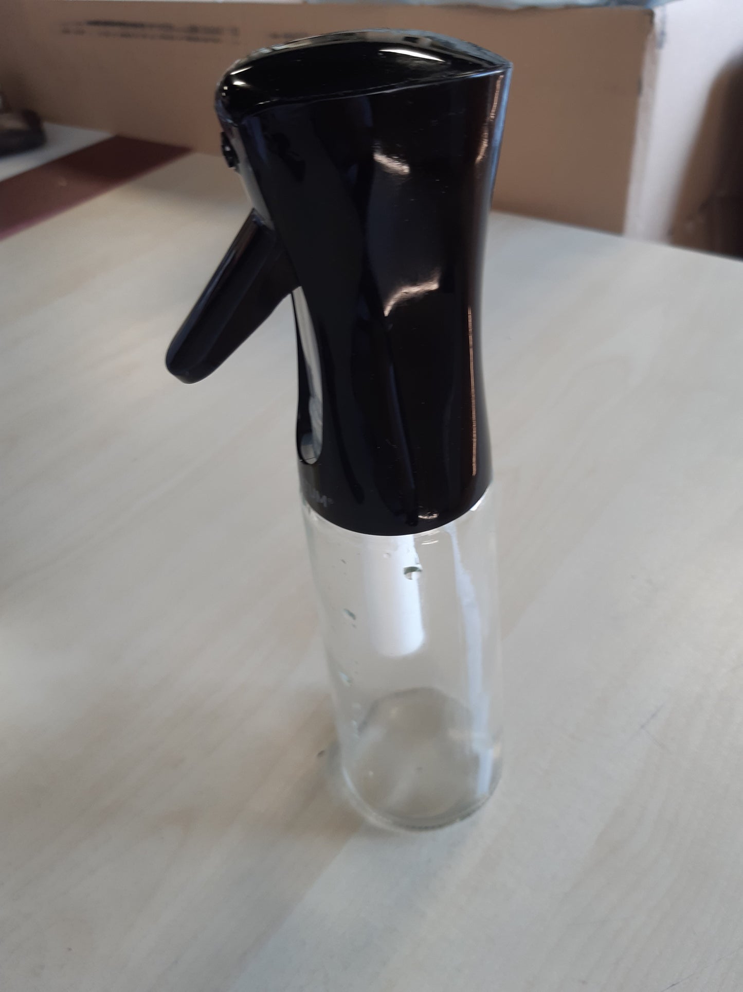 257983 - SPËRKATËS VAJI PREMIUM PORTENTUM 300 ML, DISPOSER VAJI PREJ QELQI
