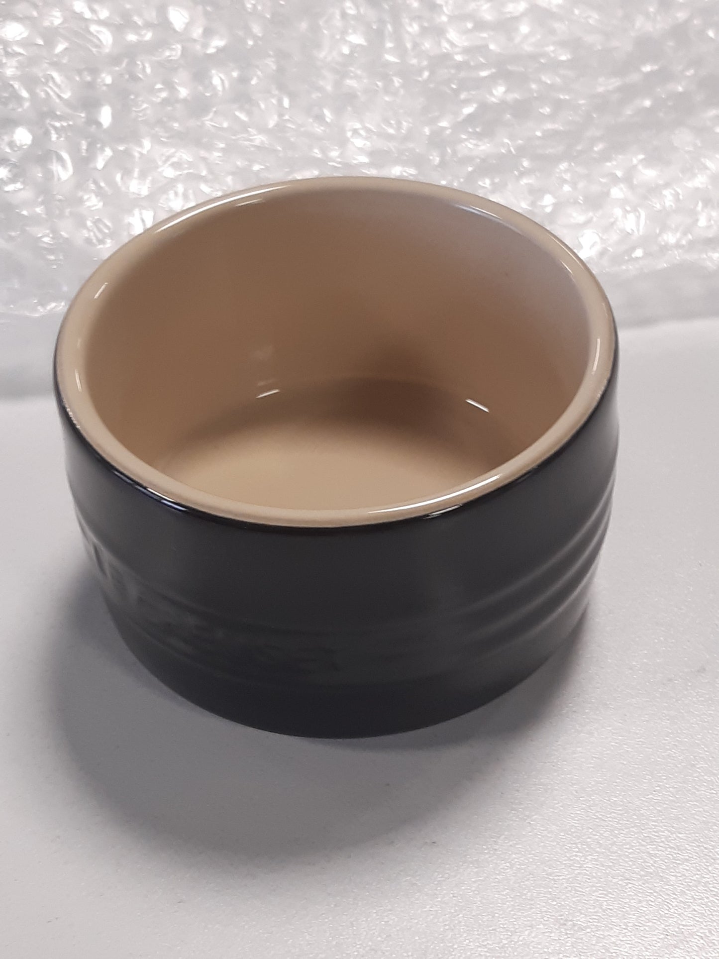 252799 - ENË PREJ GURI LE CREUSET E PALOSHMË, 200 ml, e zezë me shkëlqim.
