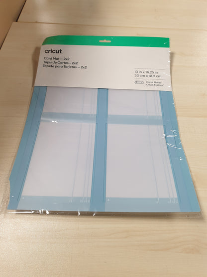 223146 - CRICUT Tapet Kartash 2x2, I Pajtueshëm me Të Gjitha Madhësitë e Kartave Cricut, Krijoni Karta të Personalizuara