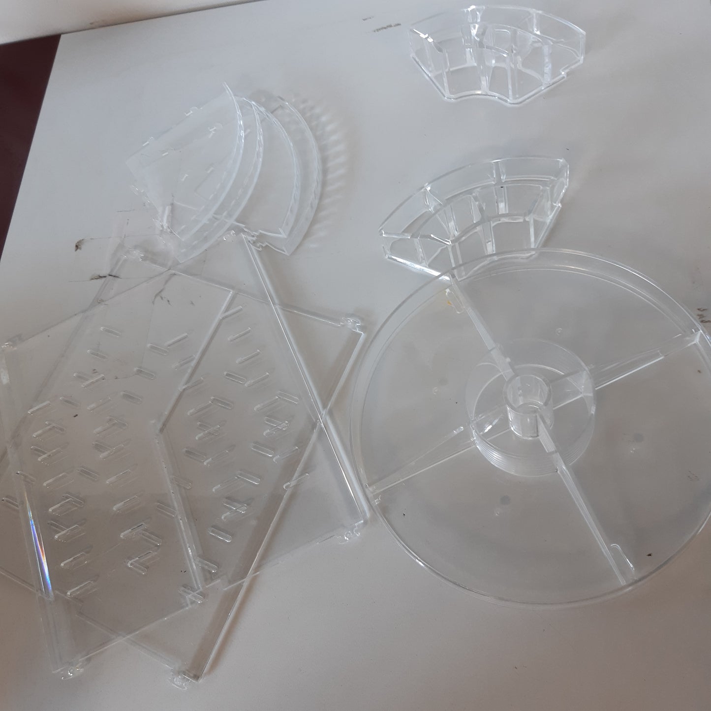 168482 - AMEITECH Organizues Grimi, Mbajtës Bizhuterish e Rregullueshme 360 Gradë, 8 Shtresa Ruajtjeje, Materiale Crystal Clear