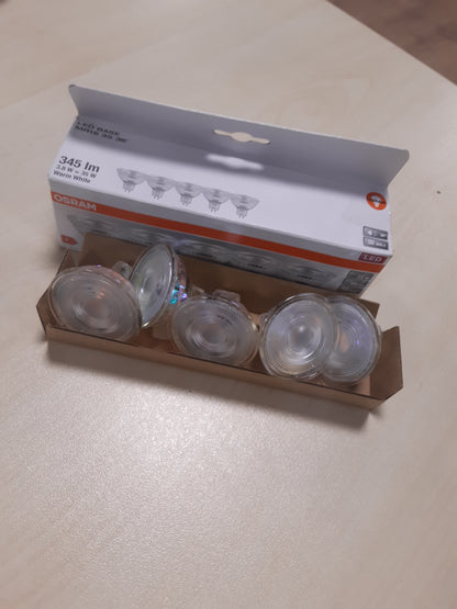 252117 - OSRAM - LED BASE MR16, pako me 5 llambash, zëvendëson llambat inkandeshente 35W, e bardhë e ngrohtë (2700K), 3.8W, bazë GU5.3, xham i akrilikuar