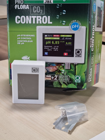 213034 - JBL Kompjuter matës dhe kontrolli, shtim automatik i CO2 dhe kontroll i pH-it