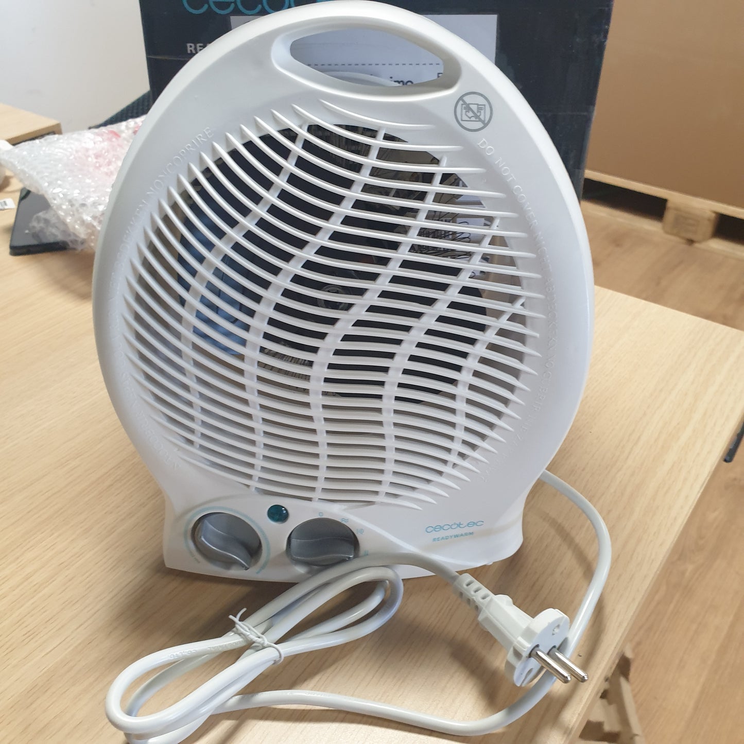 256290 - CECOTEC Ngrohës me ventilator 2000W, termostat i rregullueshëm, 3 mënyra funksionimi, për dhoma deri në 15 m²