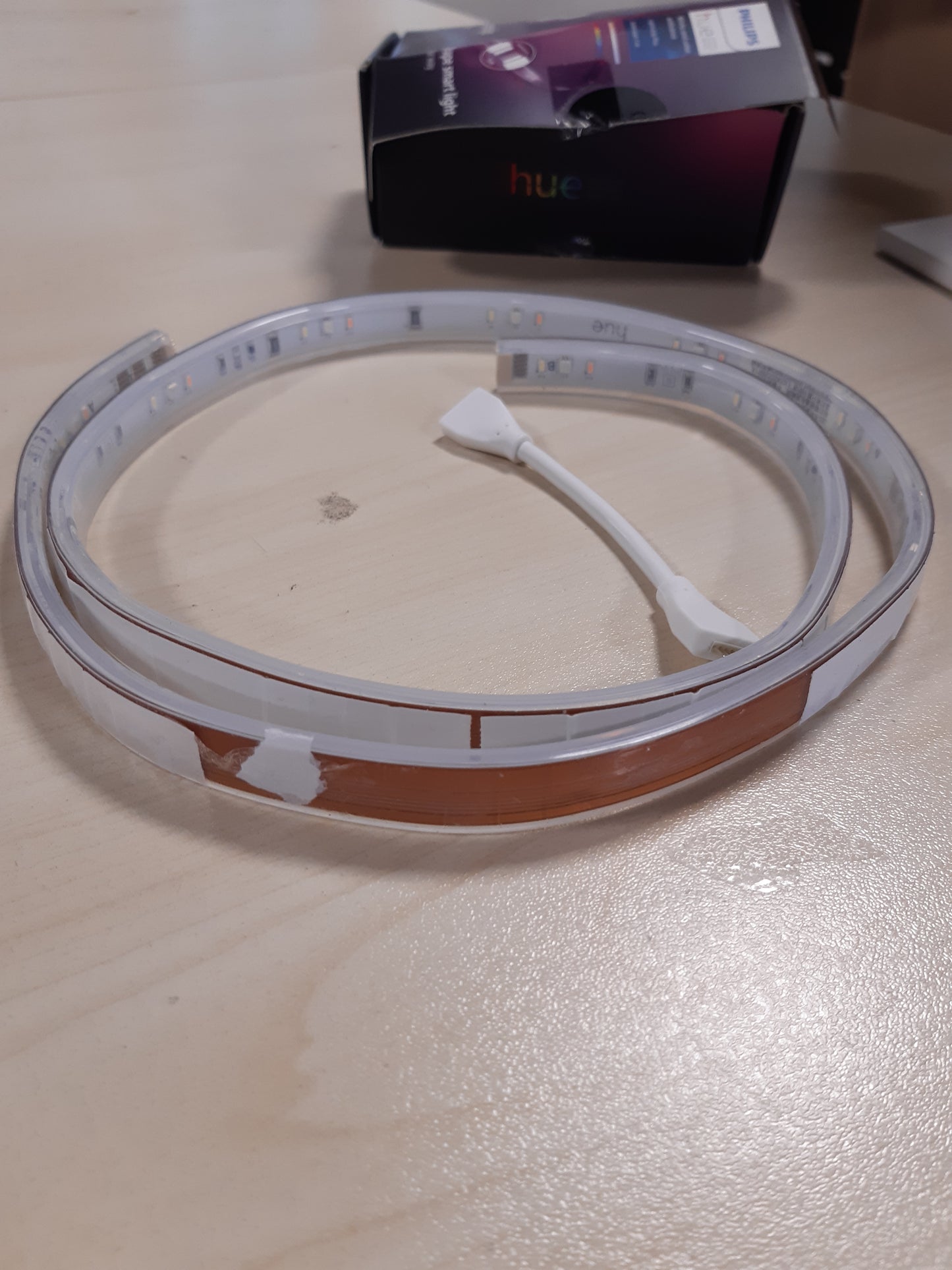 167858 - PHILIPS Hue White & Color Ambiance Lightstrip Plus Extension, Shirit LED 1m me 16 Milionë Ngjyrat, Kontroll i Dritës Nëpërmjet Zërit apo Aplikacionit
