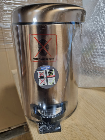 215589 - WENKO Kosh për kozmetikë me pedale, 3 litra, Kosh për banjo me shtresë kundër gjurmëve të gishtave, Mbajtëse qeseje, çelik inox, 17x25x22.5 cm, bakër metalik