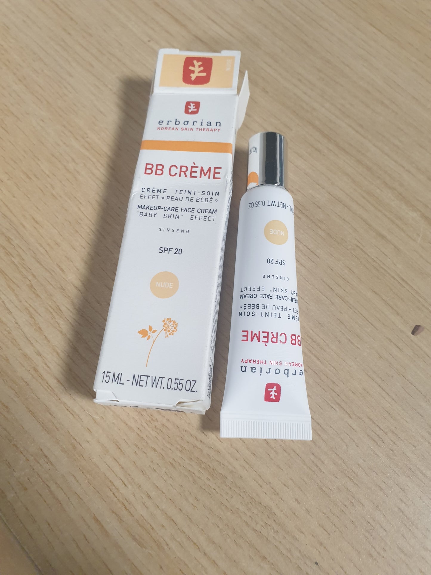 215328 - ERBORIAN Krem BB me Xhensen, Kujdes Korean për Fytyrën 5-në-1 me SPF 20, Ngjyrë Nude, 15 ml