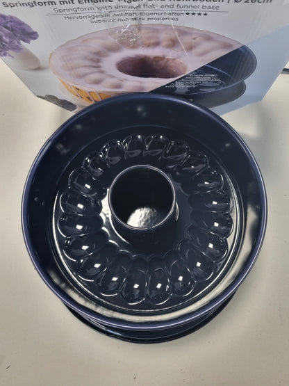 221549 - DR. OETKER Tavë pjekjeje Baking Love Enamel Ø 26 cm, bazë smalti rezistente ndaj prerjeve dhe gërvishtjeve, blu e errët