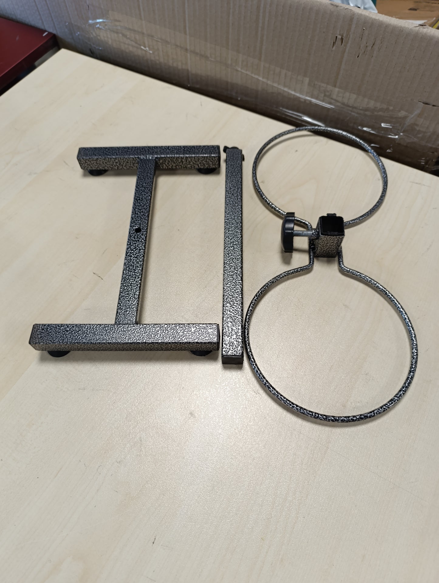 215471 - TRIXIE Bar Qeni me 2 Tasa prej Çeliku Inoks të Rregullueshme - Kapaciteti i Secilës Tas: 0.75 ml