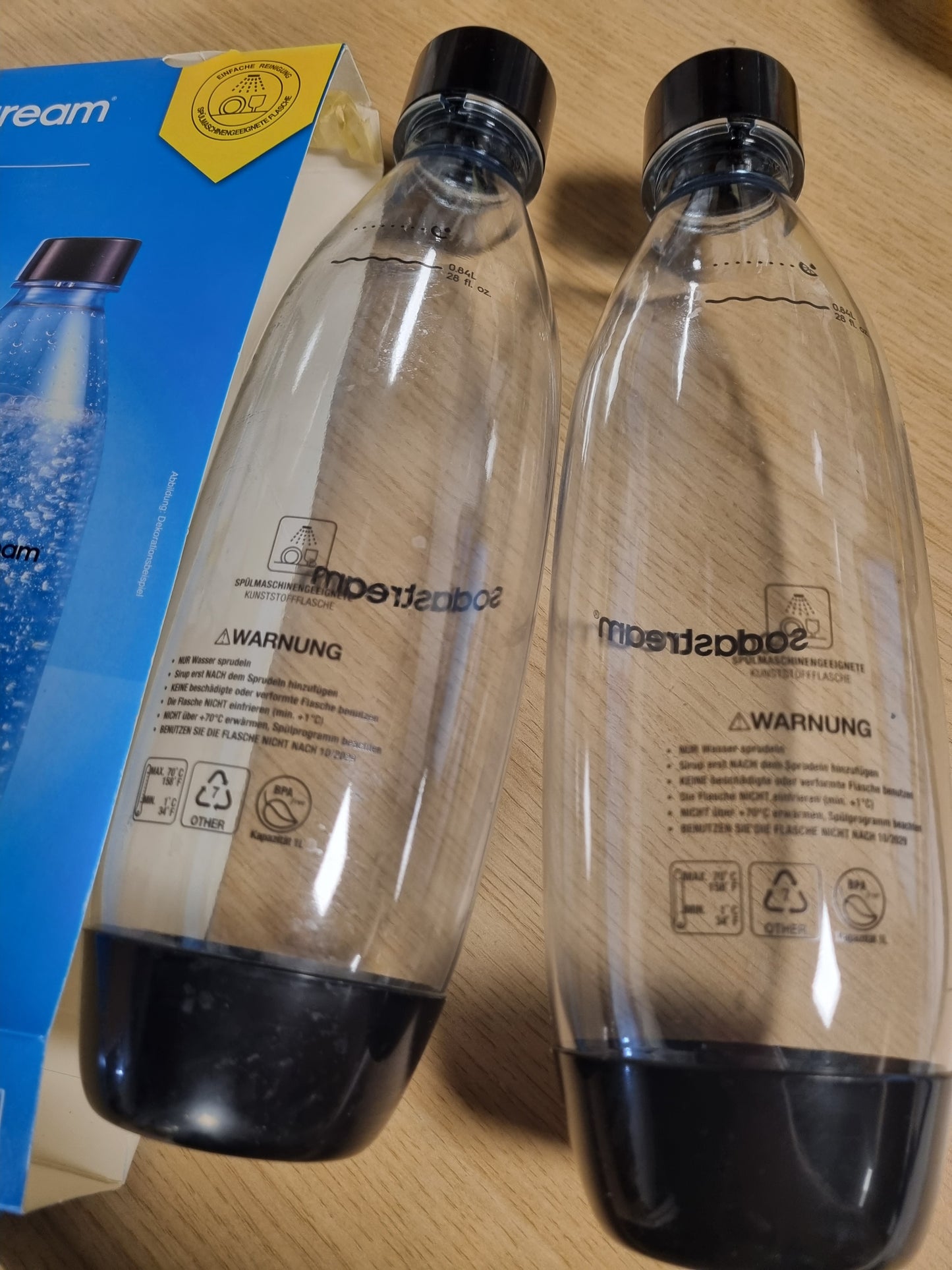 210782 - SODASTREAM Shishe Plastike FUSE 0.8L pa BPA, e Zezë, i Përshtatshëm për Lavastovilje, i Pajtueshëm me DUO, E-DUO, Terra dhe të Tjerë, Pako me 2 Copë