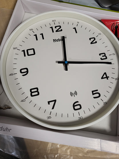 256318 - Mebus Orë muri me radio të kontrolluar, 30 cm, e heshtur, kornizë e bardhë, ekran i bardhë
