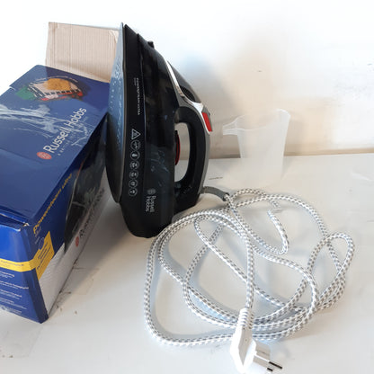 213400 - RUSSELL HOBBS Hekur Rrobash Power Steam Ultra - 3100W, Pllakë Qeramike, Shtim Avulli 210g, Funksion Vetëpastrimi, Fikje Automatike, E Zezë.