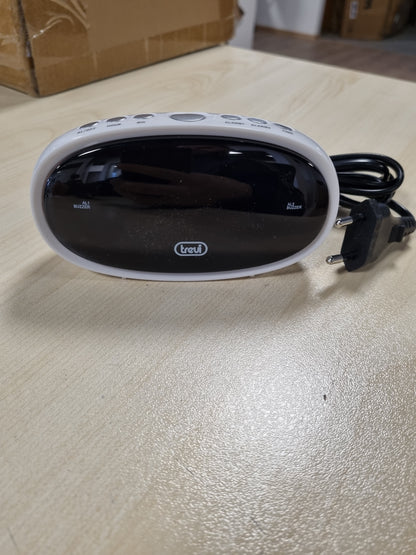 241856 - TREVI EC 880 - Orë alarmi pranë shtratit me ekran LED, orë dixhitale me dy alarme të programueshme, zile elektronike, funksion errësues dhe shtyrjeje, ndarje kundër errësimit, e bardhë