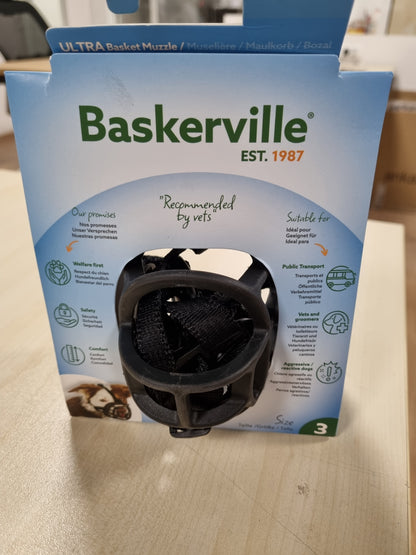 252508 - Baskerville Grykë 61320B, Madhësia 3, e Zezë