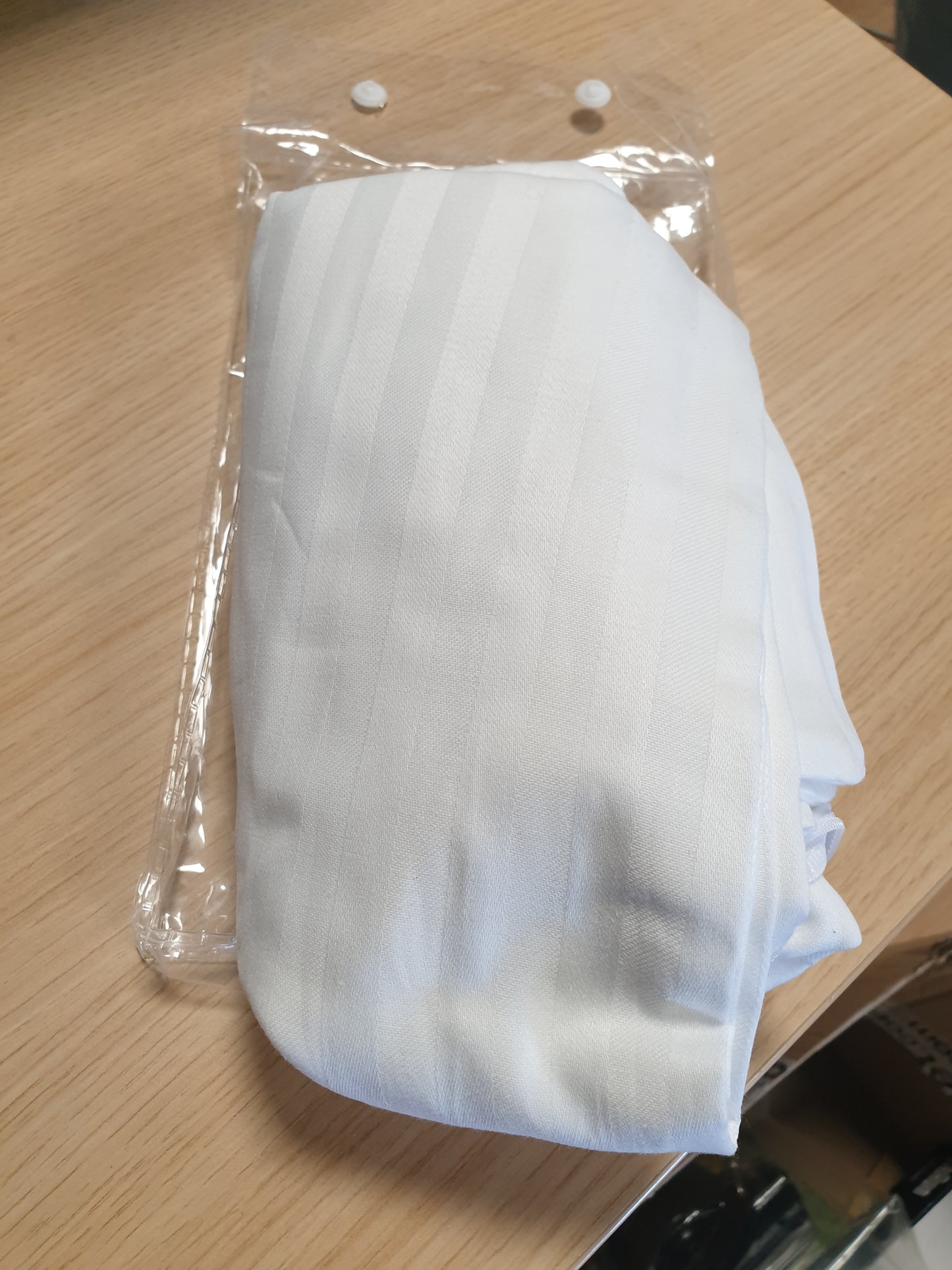 257510 - PIKOLIN HOME Set me 2 mbulesa jastëkësh, 100% pambuk, trajtim kundër tkurrjes
