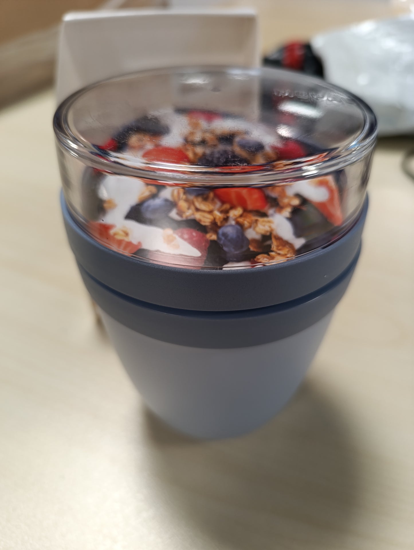 224089 - FILXHAN PËR MUSLI MEPAL, FILXHAN PRAKTIK PËR KOS - NDARJE PËR KOS DHE MUSLI - I PËRSHTATSHËM PËR FRIGORIFER, MIKROVALË DHE LAVASTOVILJE - 500 ML + 200 ML - BLU NORDIKE