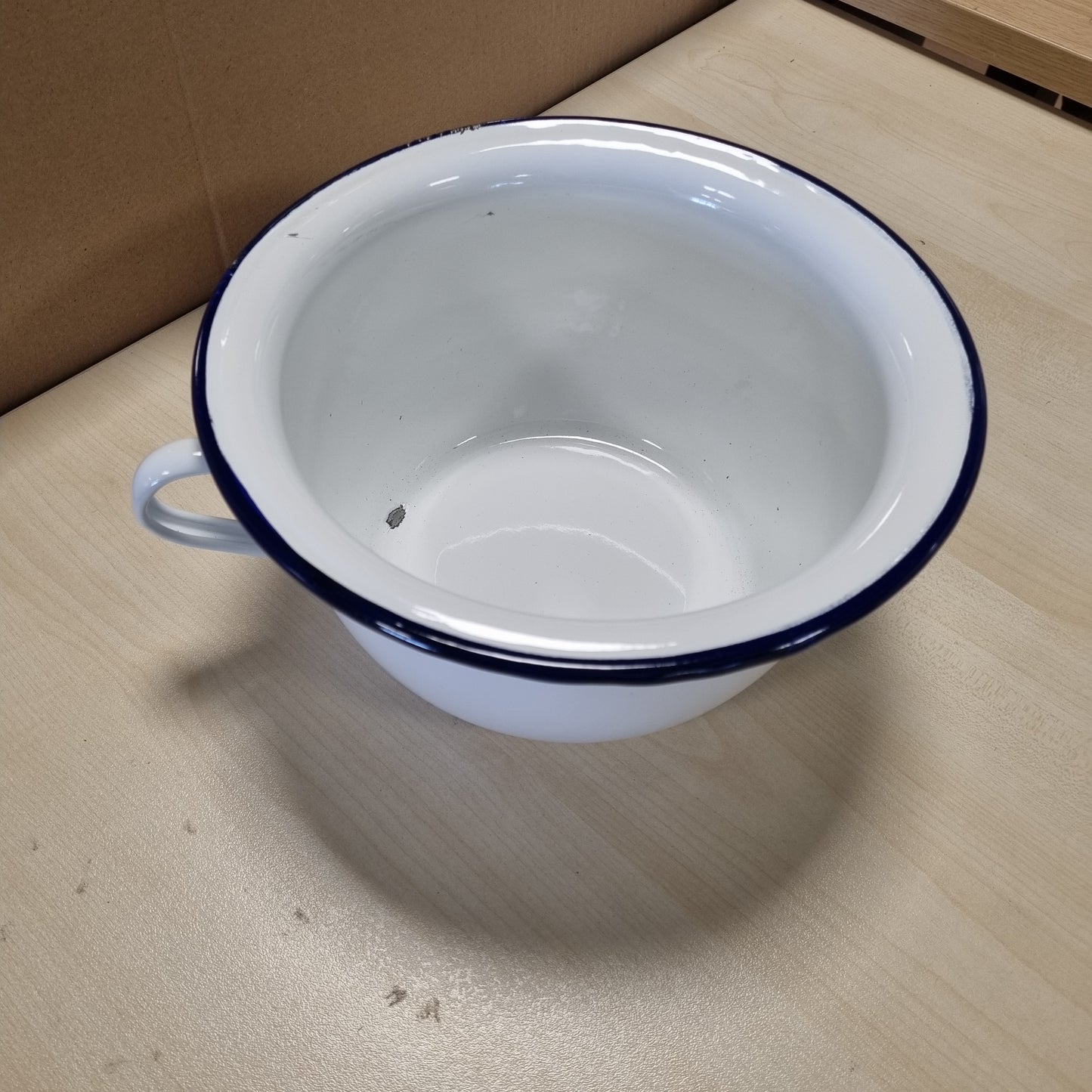 206443 - IBILI Tenxhere me Dhomë Blanca, Prej Çeliku të Emaluar, Ngjyrë Bardhë/Blu, 3.5L, 24x24x12cm