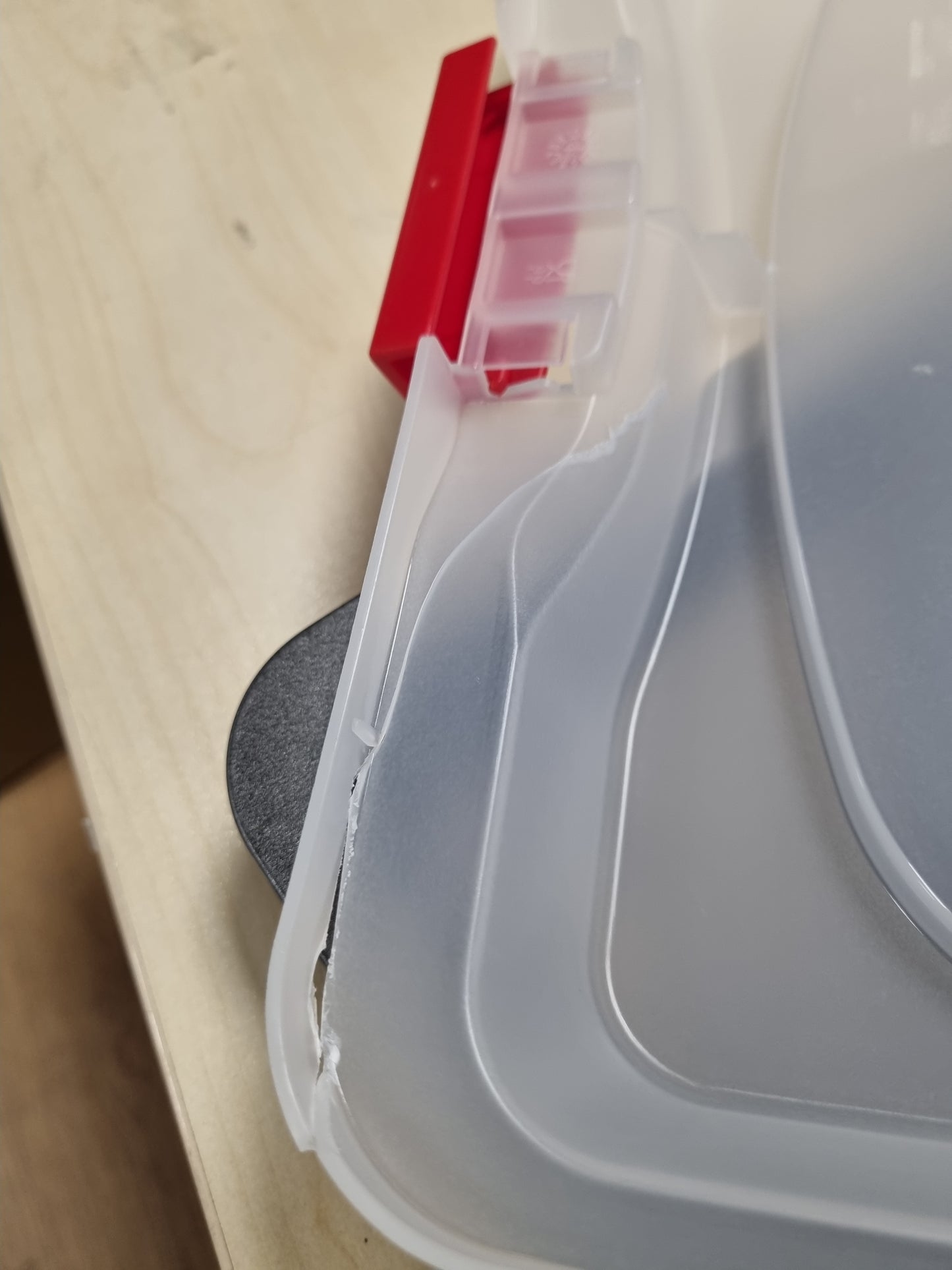 214423 - DR. OETKER Tepsi Pjekjeje me Mbulesë Transporti – 3 në 1: Tepsi Furre për Pjekje, Ruajtje dhe Transportim – Jo-ngjitëse, 42x29x4 cm