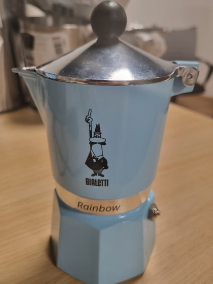 227826 - Bialetti 5042 Makinë kafeje me ngjyra ylberi, alumini, 3 filxhanë, blu e çelët, Hellblau, Himmelblau