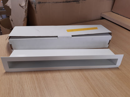 187401 - KRATKI Grilë Ventilimi AIR, 6x40cm, e Bardhë - Rezistente ndaj Mbinxehjes, për Oxhak, Ajër i Nxehtë i Pjerrët 45 Gradë