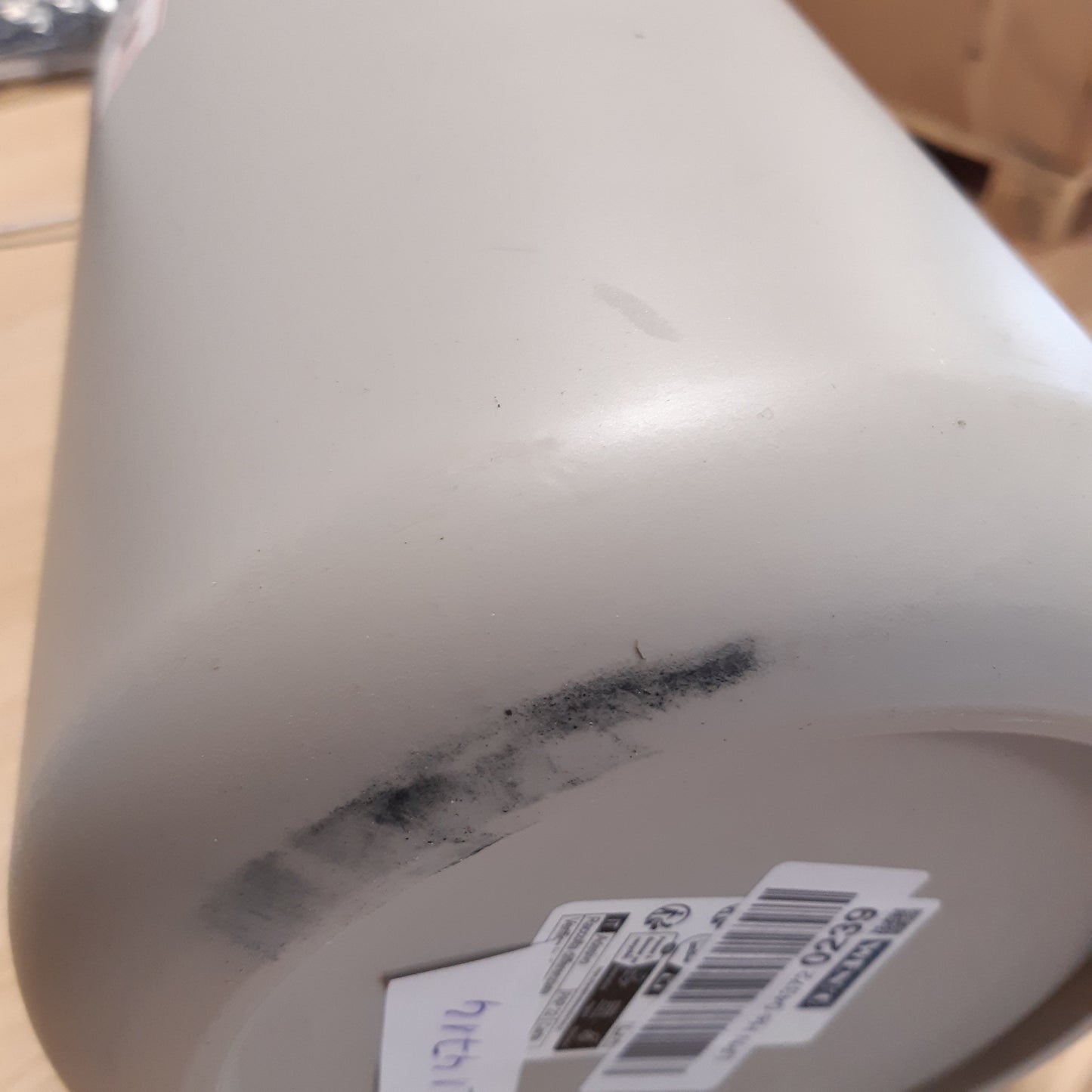 214714 - WENKO Kosh banjoje 6.5 litra me kapak lëkundës, i bërë nga plastikë e pathyeshme