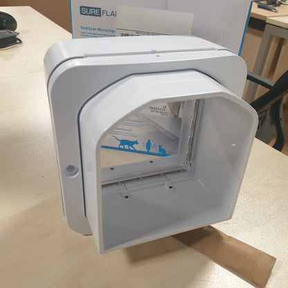 226109 - SURE PETCARE Kapak për mace me mikroçip SureFlap DualScan, i bardhë